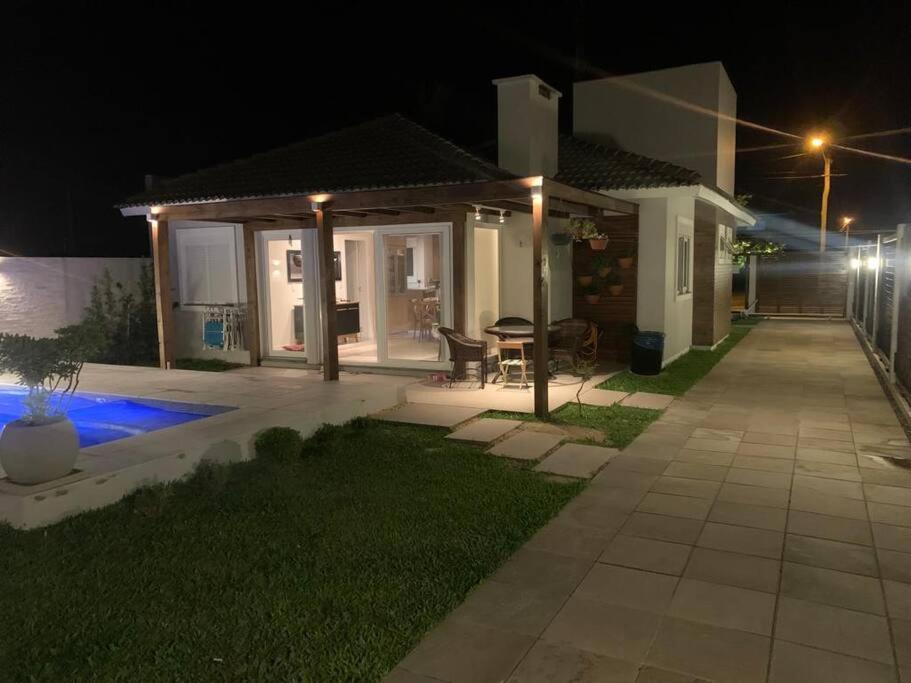 Maravilhosa Casa Na Com Piscina Holiday home